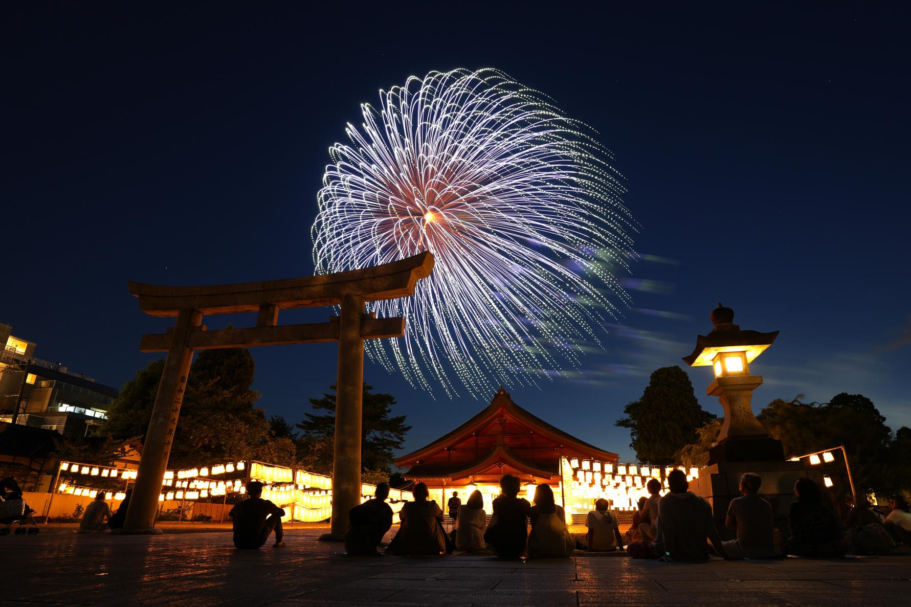 富山県の花火大会3選【北日本新聞納涼花火大会・富山新港花火大会・水橋橋まつり】をレポート！