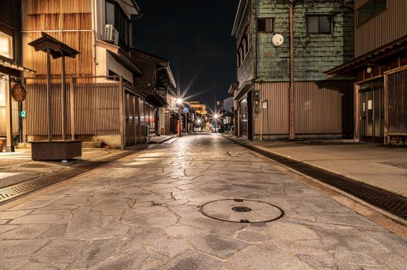 金屋町「千本格子の家並み」（重要伝統的建造物群保存地区）-9